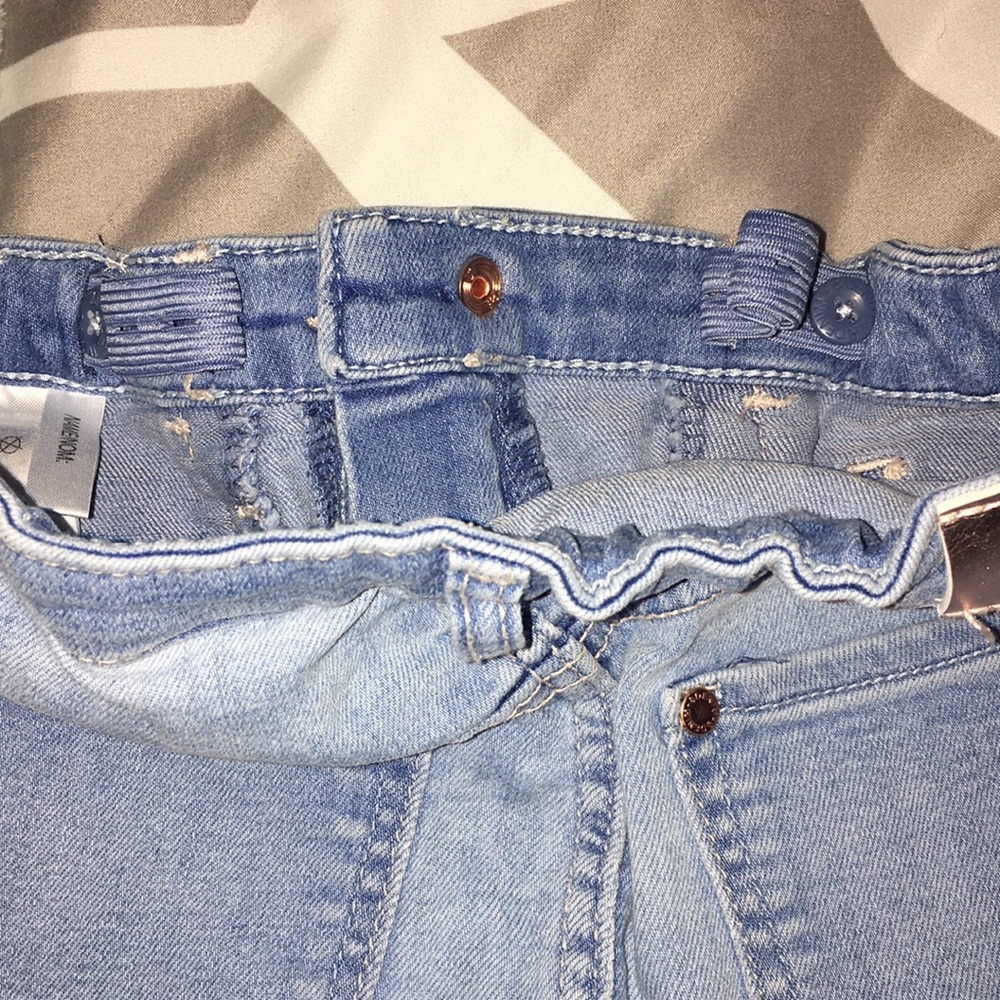Girl’s H&M jeans - Picture 5 of 8